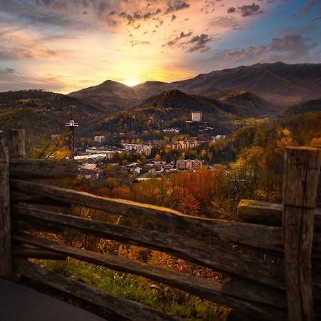 A Great Escape - Get 1089 Of Free Area Attraction Tickets For Each Paid Day, Dollywood And More! Pigeon Forge Esterno foto