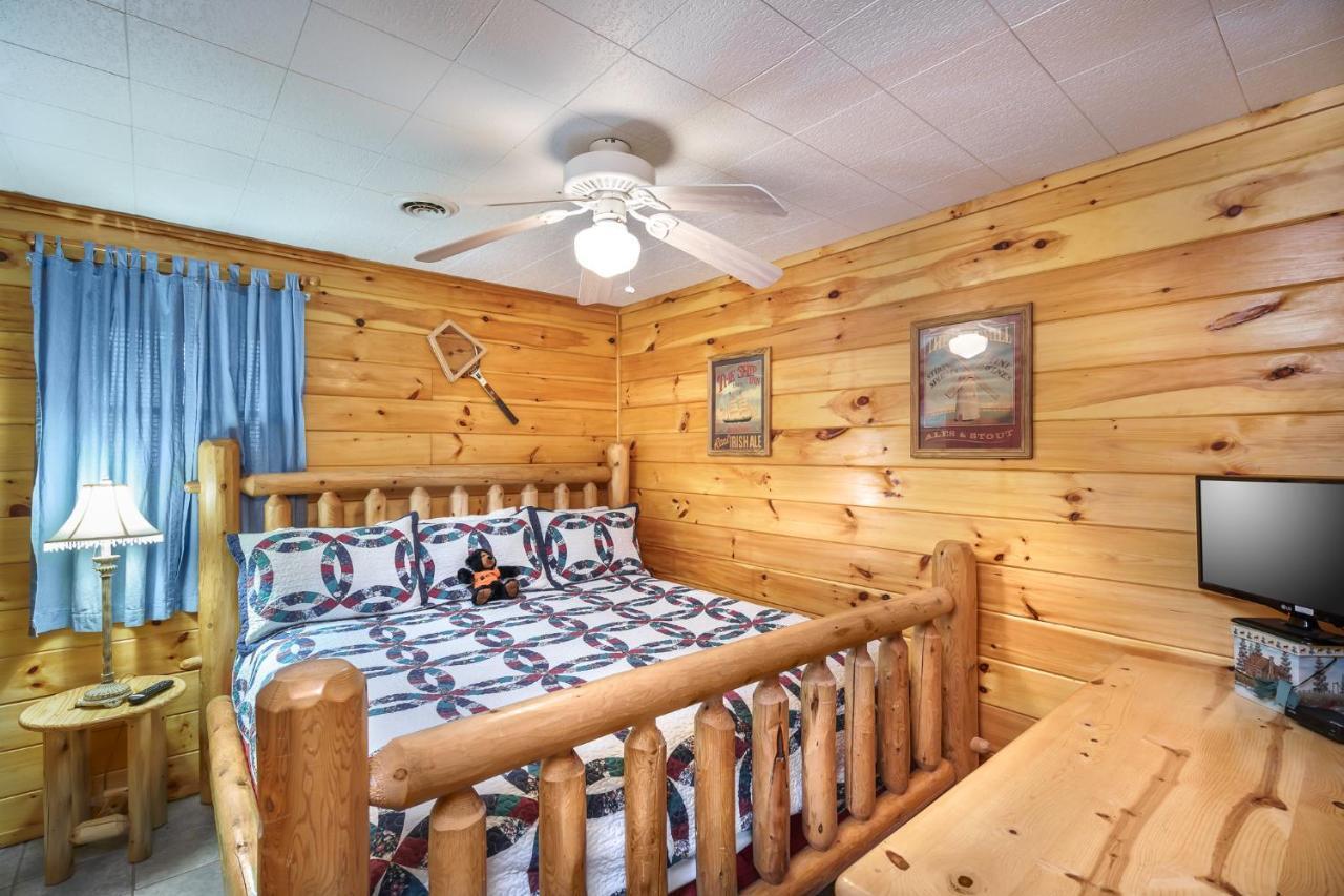 A Great Escape - Get 1089 Of Free Area Attraction Tickets For Each Paid Day, Dollywood And More! Pigeon Forge Esterno foto